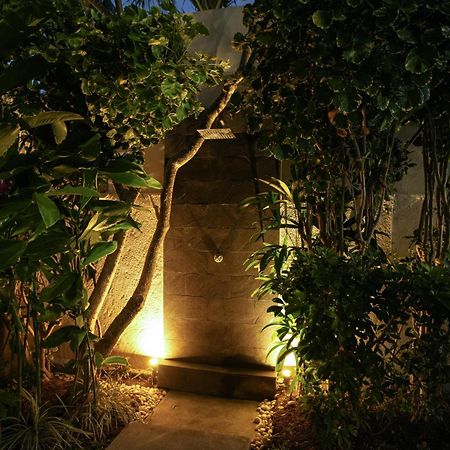 Villa Piece Of Peace Private 3Br With Large Pool And Garden Canggu  Exterior photo